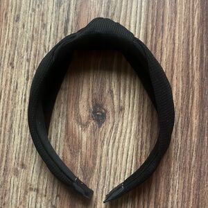 black knot style headband
